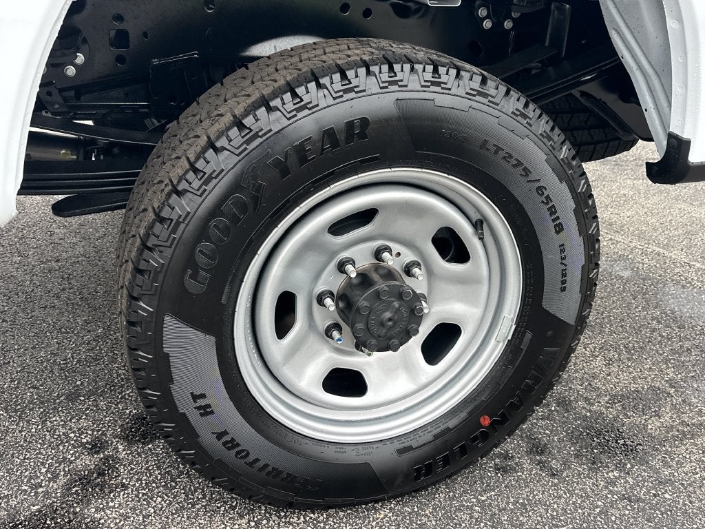 2027 Ford F-350SD XL