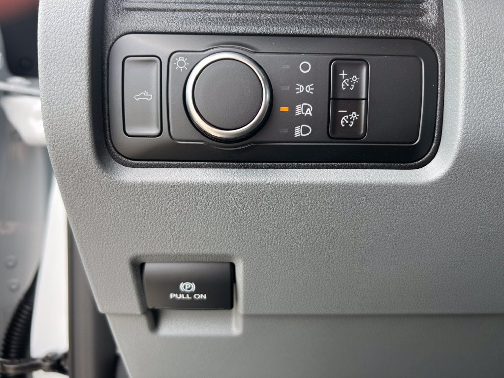 2027 Ford F-350SD XL
