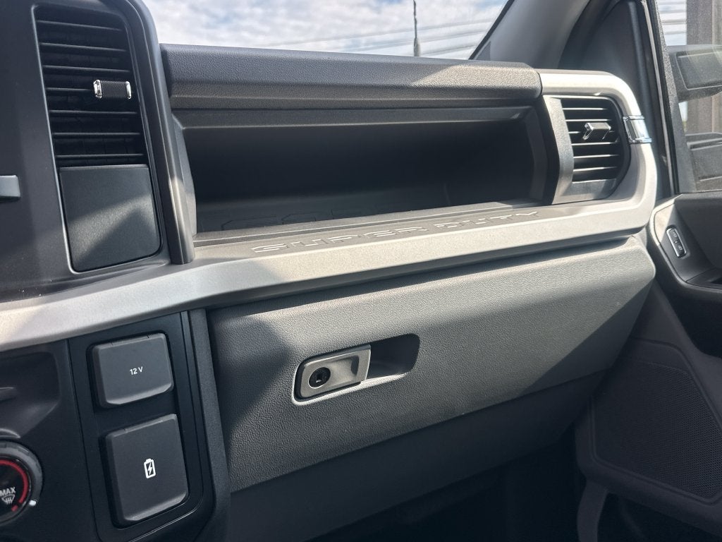 2027 Ford F-250SD XL