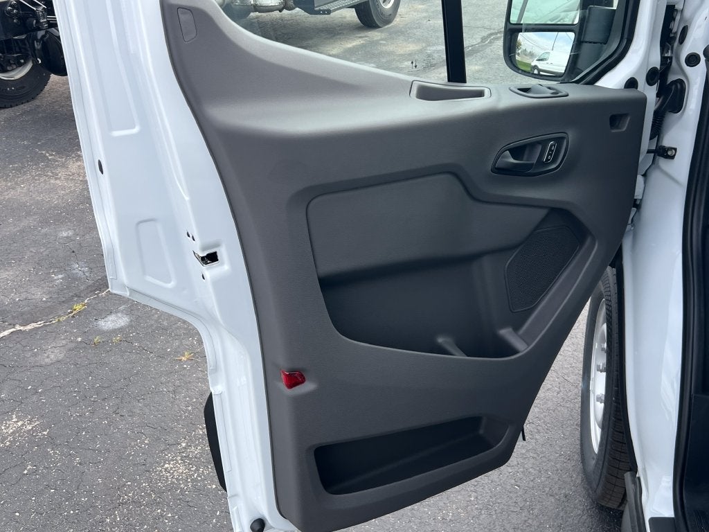 2027 Ford Transit-250 Base