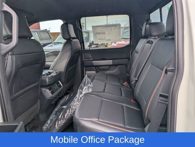 2025 Ford F-150 Lariat 4X4