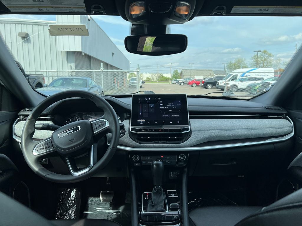 2023 Jeep Compass Latitude