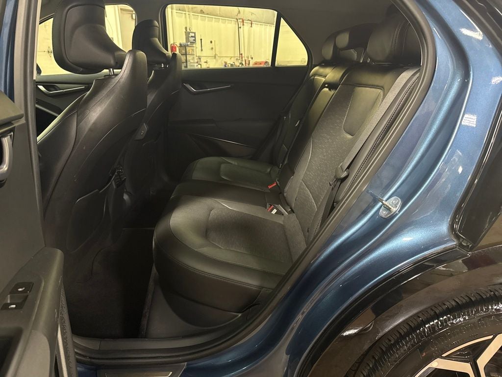 2023 Kia Niro Plug-In Hybrid SX