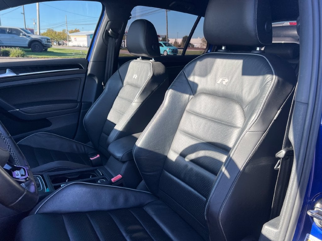 2018 Volkswagen Golf R DCC & Navigation 4Motion
