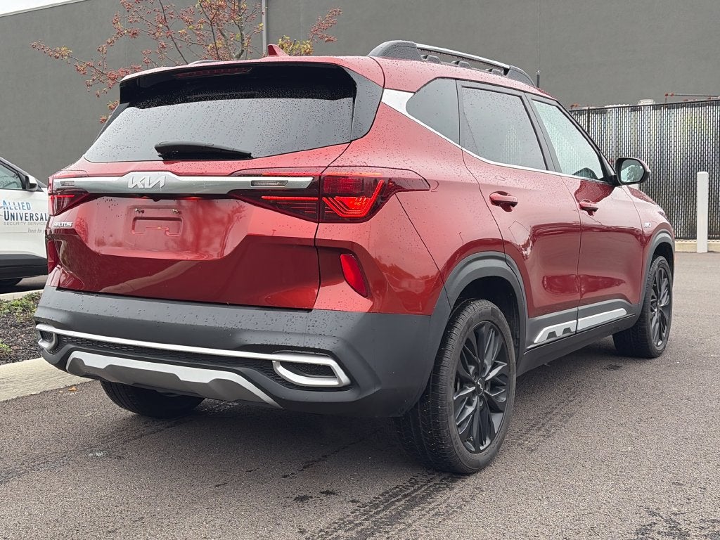 2022 Kia Seltos Nightfall
