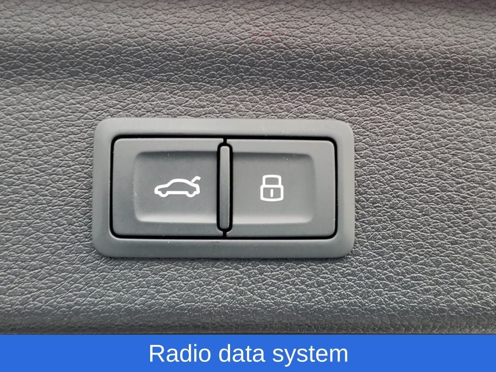 2021 Audi Q3 S line Premium