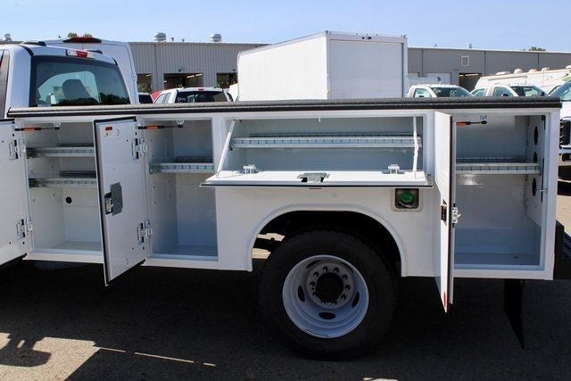 2024 Ford F-600SD XL