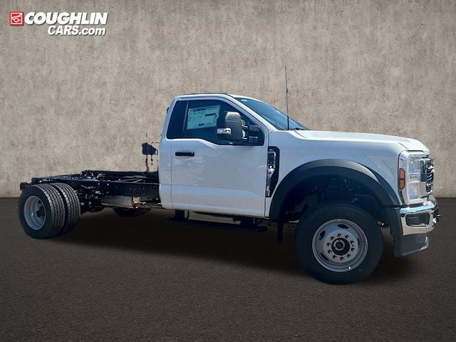 2025 Ford F-600SD XL