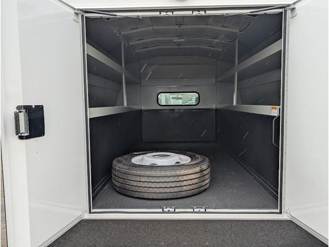 2025 Ford F-600SD XL