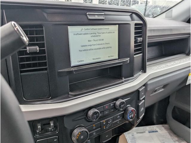 2025 Ford F-600SD XL