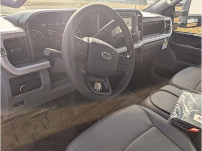 2025 Ford F-600SD XL