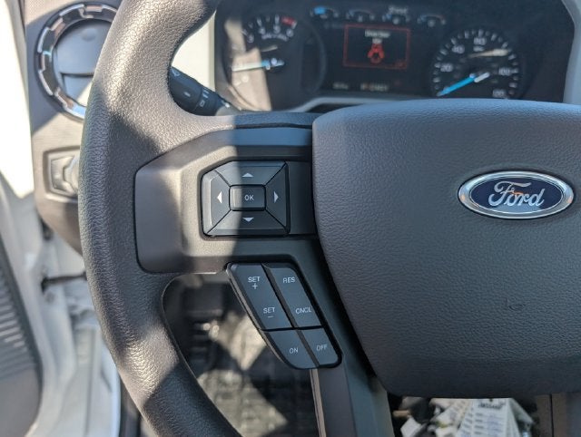 2027 Ford F-750SD Base