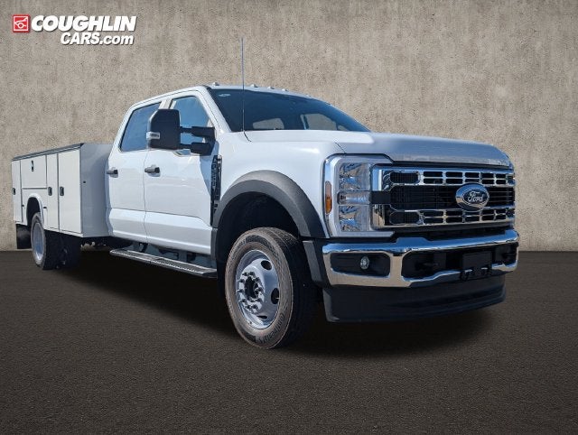 2027 Ford F-550 Super Duty Chassis Cab