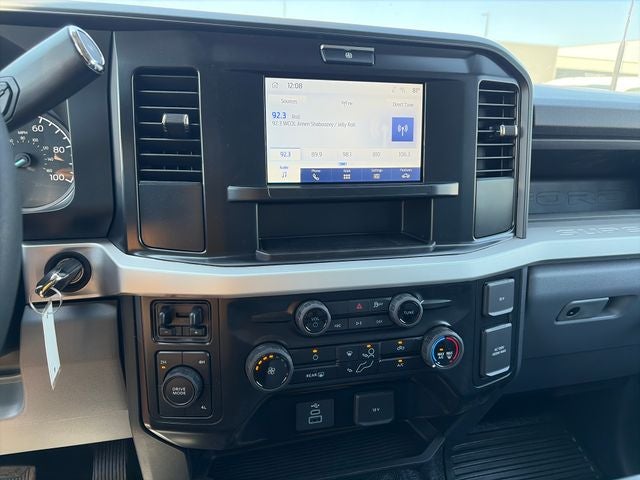 2026 Ford F-550SD DRW