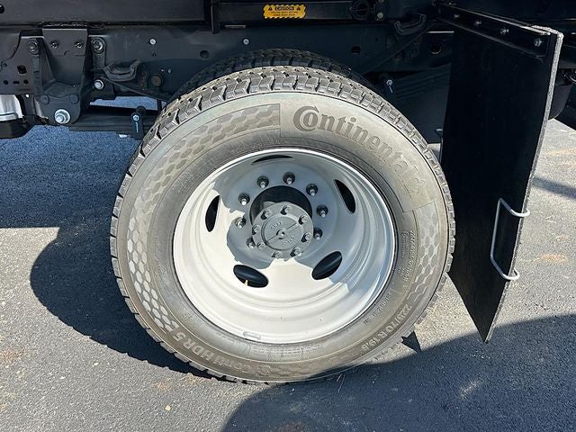 2025 Ford F-550SD XL DRW