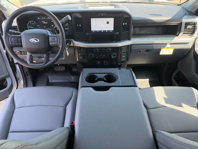 2026 Ford F-550SD DRW