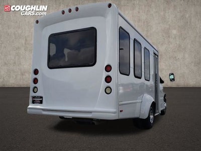 2011 Ford E-350SD Base Cutaway