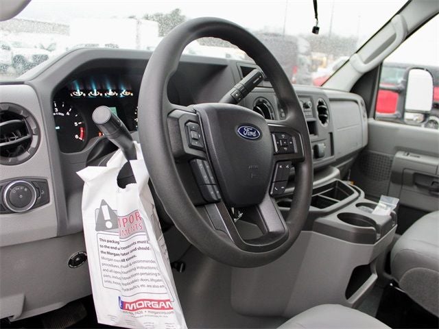 2025 Ford E-350SD Base Cutaway