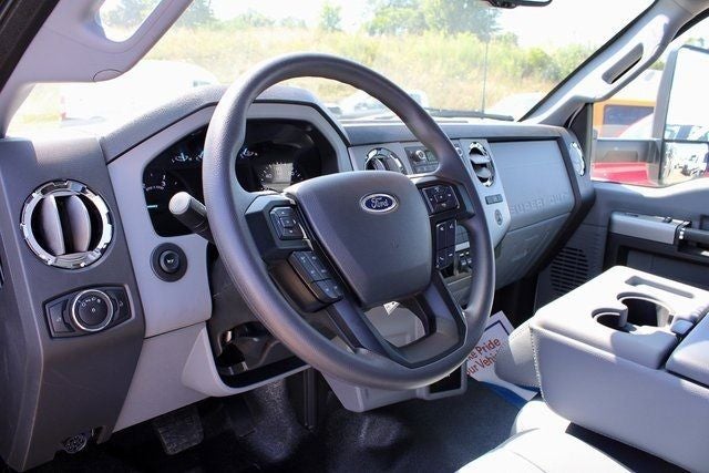 2024 Ford F-750SD Base