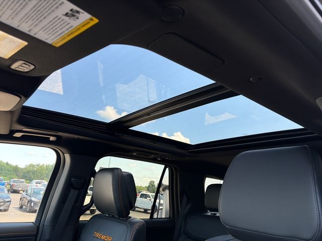 2027 Ford Expedition Tremor