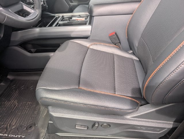 2027 Ford F-350SD Lariat