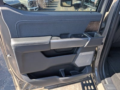 2027 Ford F-350SD Lariat
