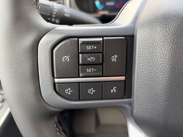 2027 Ford F-350SD Lariat