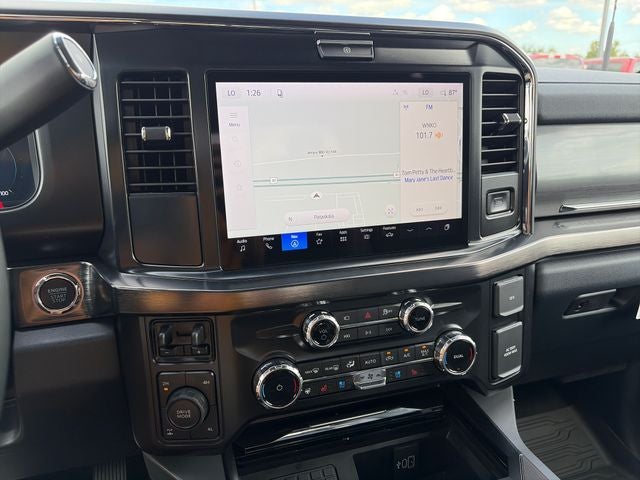 2027 Ford F-350SD Lariat