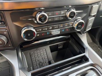 2027 Ford F-350SD Lariat