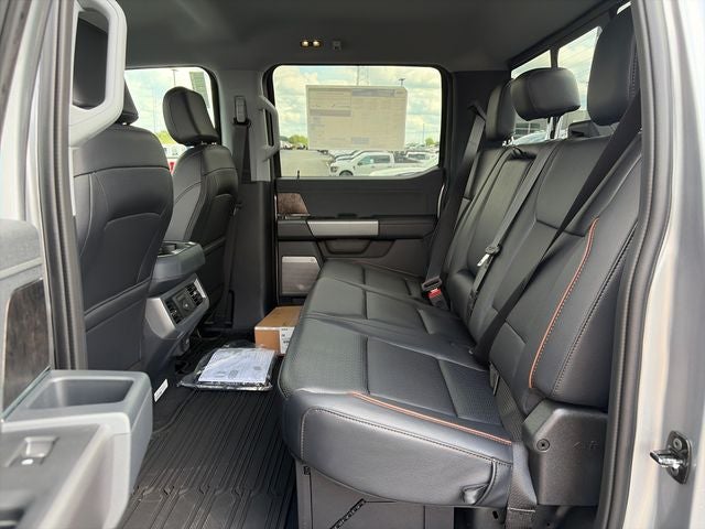 2027 Ford F-350SD Lariat