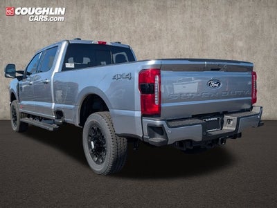 2027 Ford F-350SD Lariat