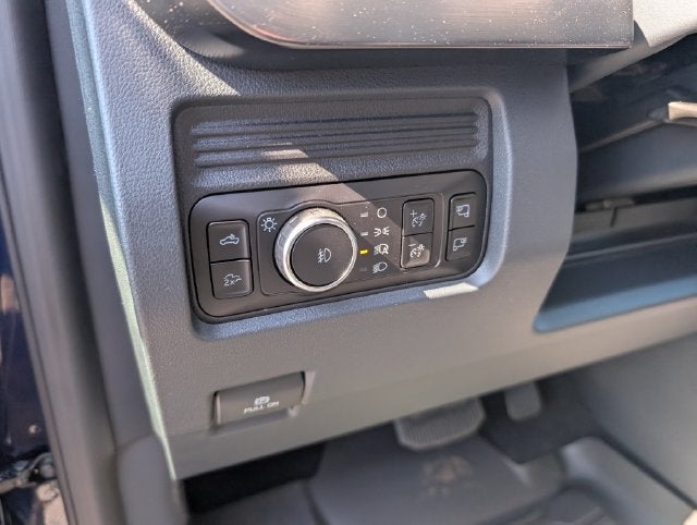 2027 Ford F-350SD Lariat