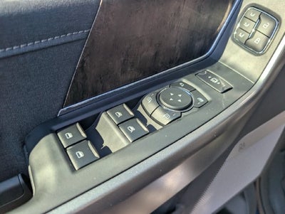 2027 Ford F-350SD Lariat