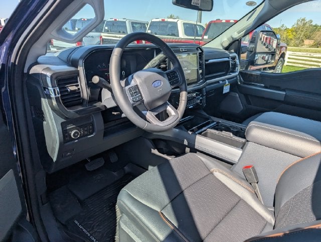 2027 Ford F-350SD Lariat