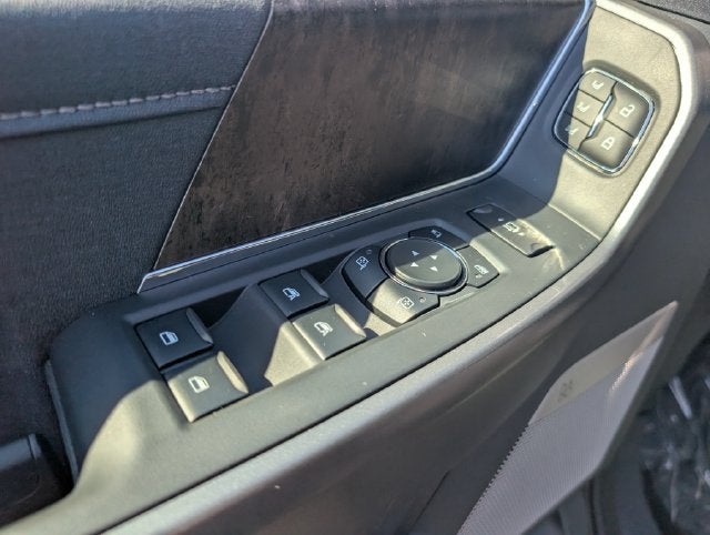 2027 Ford F-350SD Lariat