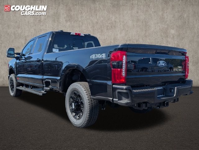 2027 Ford F-350SD Lariat
