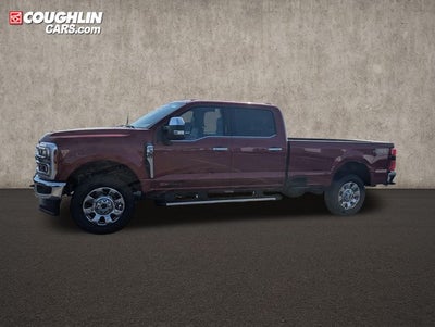 2027 Ford F-350SD Lariat