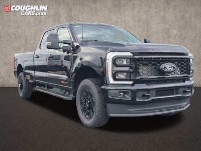 2027 Ford F-350SD Lariat