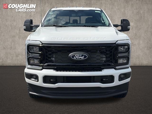 2027 Ford F-350SD Lariat