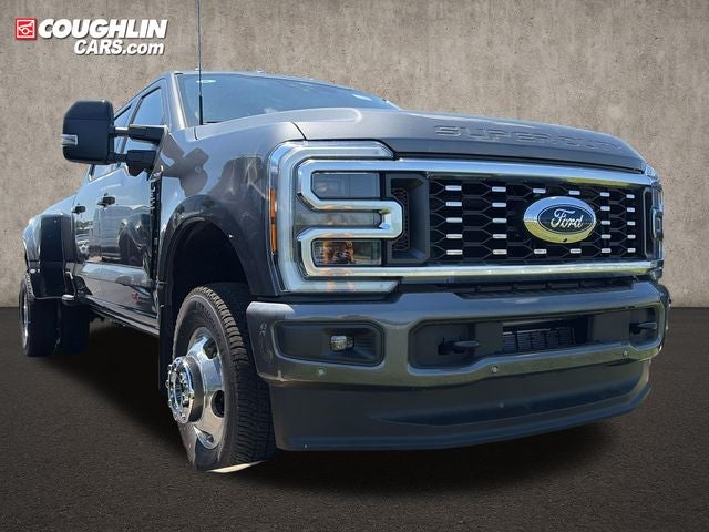 2026 Ford F-350 Platinum 4x4 Crew Cab 8' Box DRW's photo