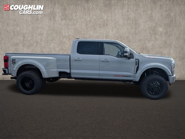 2026 Ford F-450SD Platinum DRW