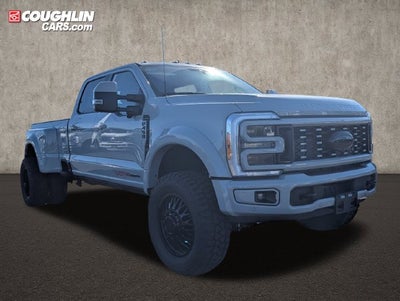 2026 Ford F-450SD Platinum DRW