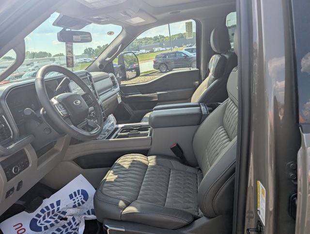 2026 Ford F-450SD Platinum DRW