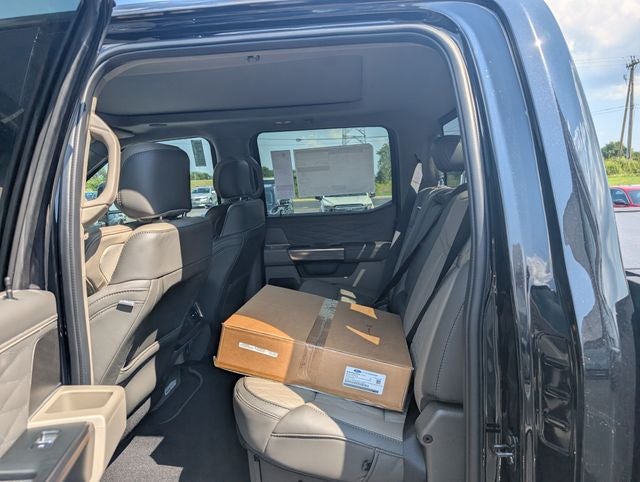 2026 Ford F-450SD Platinum DRW