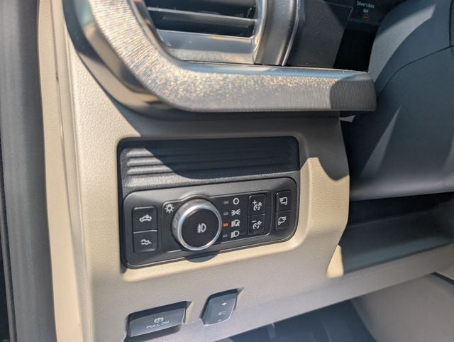 2026 Ford F-450SD Platinum DRW