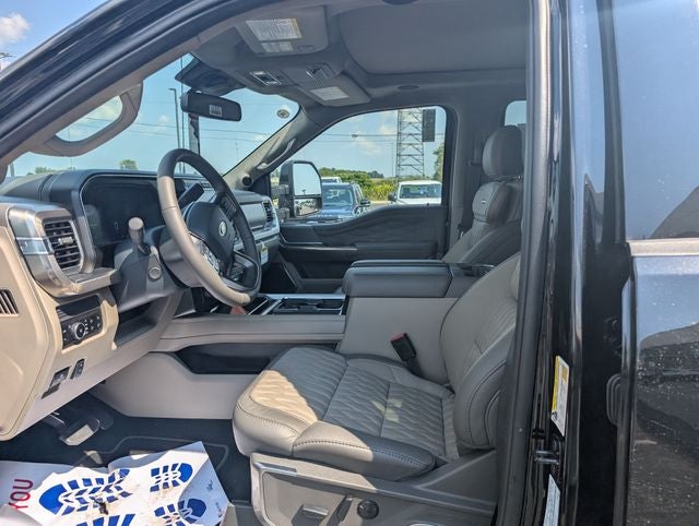 2026 Ford F-450SD Platinum DRW