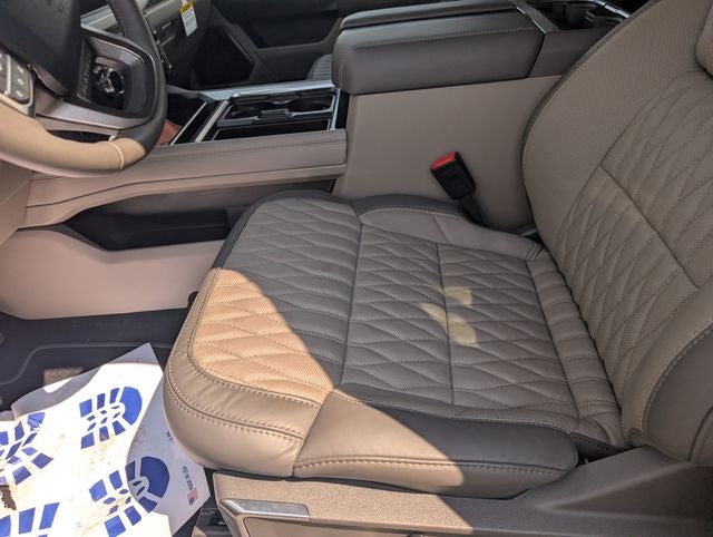 2026 Ford F-450SD Platinum DRW
