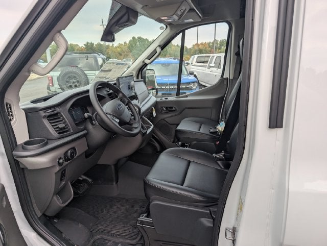 2027 Ford Transit-250 Base