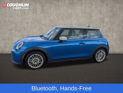 2025 MINI Cooper Iconic
