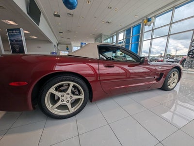 2003 Chevrolet Corvette Base